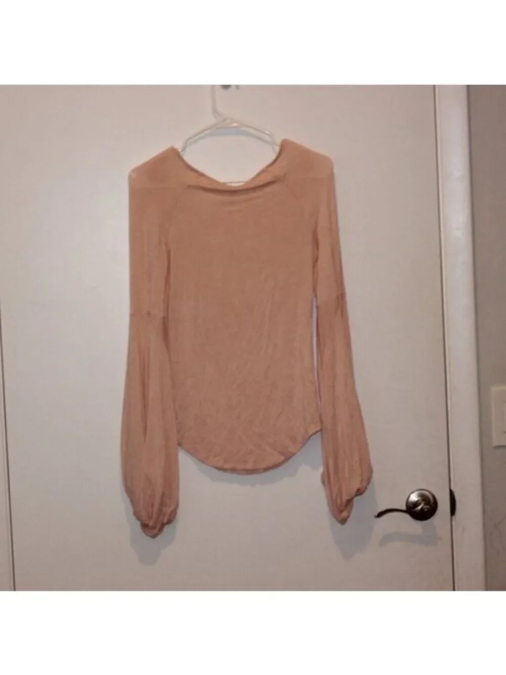 Free People dust pink Bell Sleeve Top Women's Size Medium